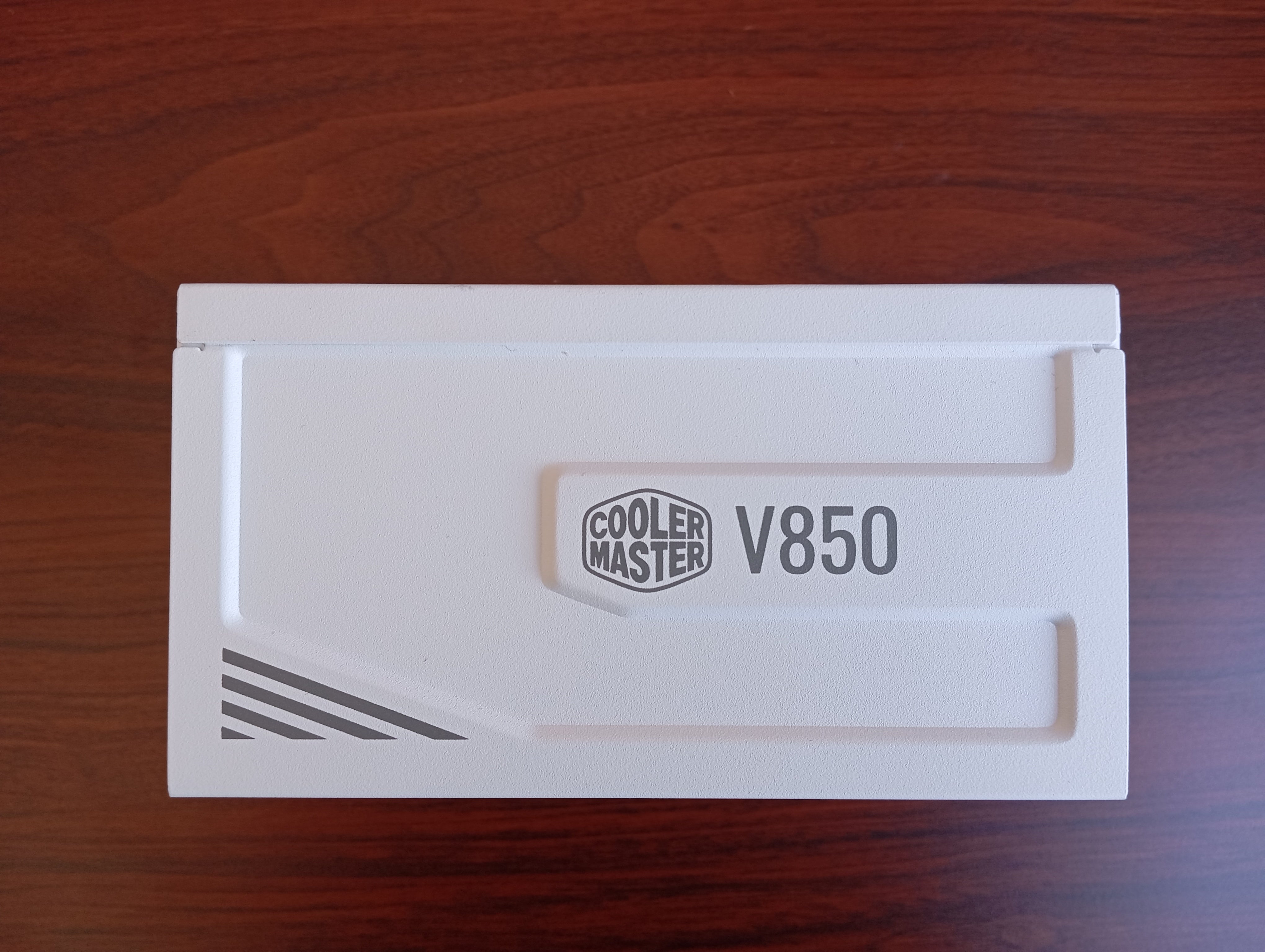 Refurbished Cooler Master V850 Gold-V2 White Edition Refurbished Cooler Master V850 Gold-V2 White Edition